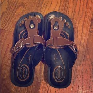 Aerosoft sandals
